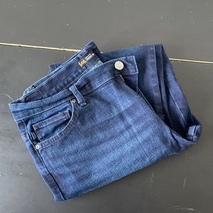 Lee relaxed fit - straight leg jean size 12